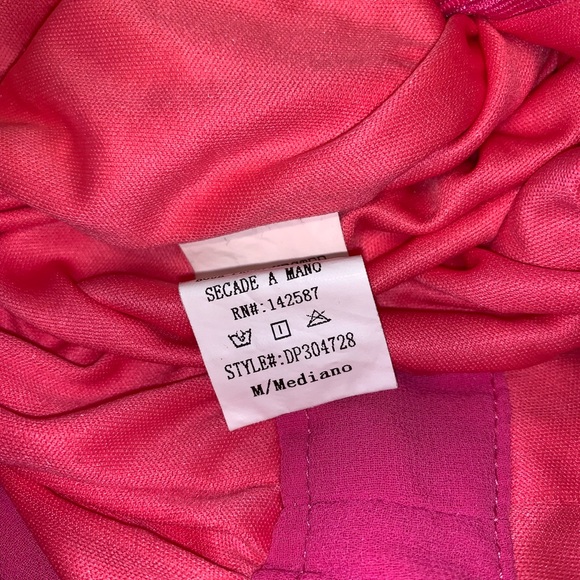 5/$25!!! Open Back Deep V Summer Romper w Pockets! - Picture 7 of 8